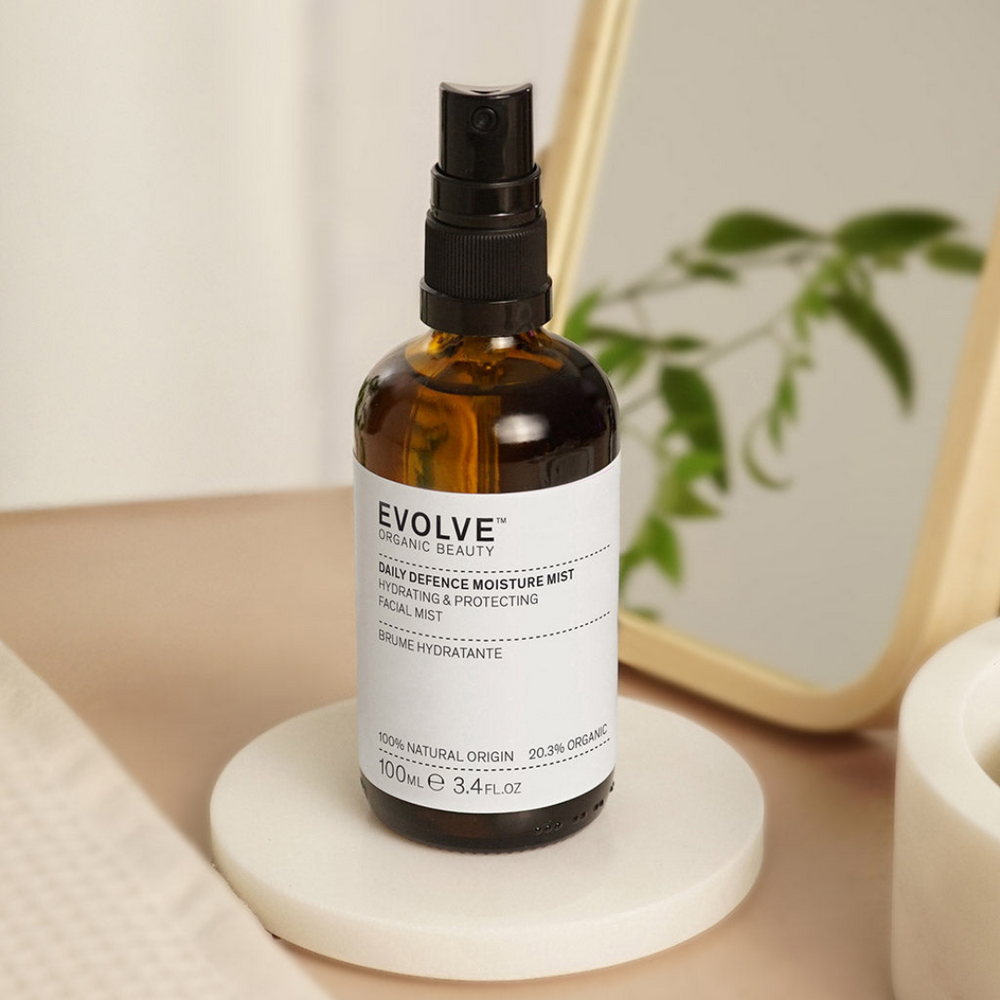 DAILY DEFENCE MOISTURE MIST
