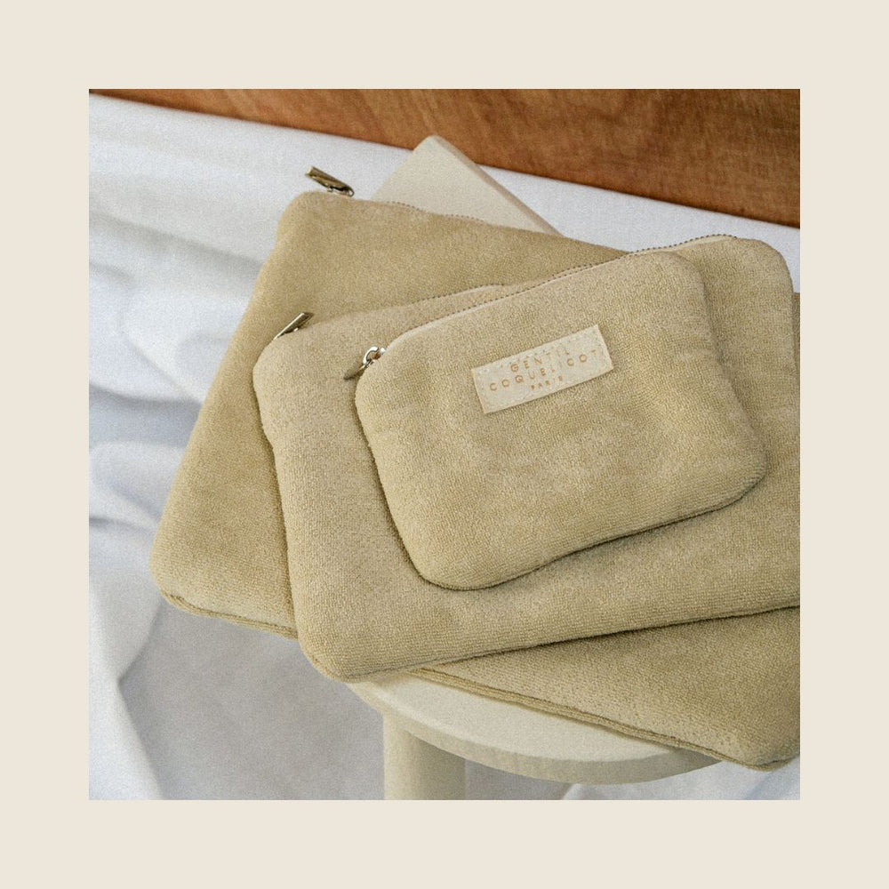 SPONGE POUCH BEIGE
