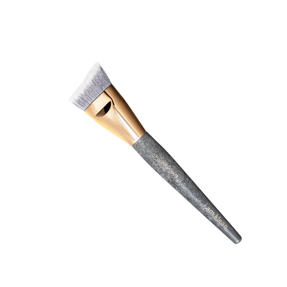 BRUSH No 3 - FOUNDATION